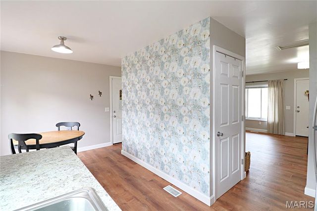 410 Woodland Hill Court, Manchester, MO 63021