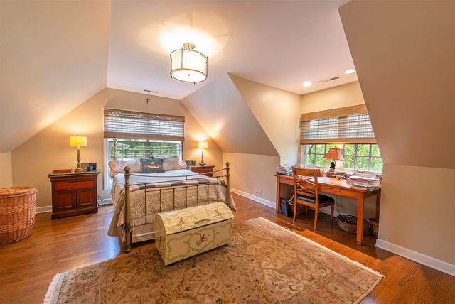 1200 Loch Lane, Lake Forest, IL 60045
