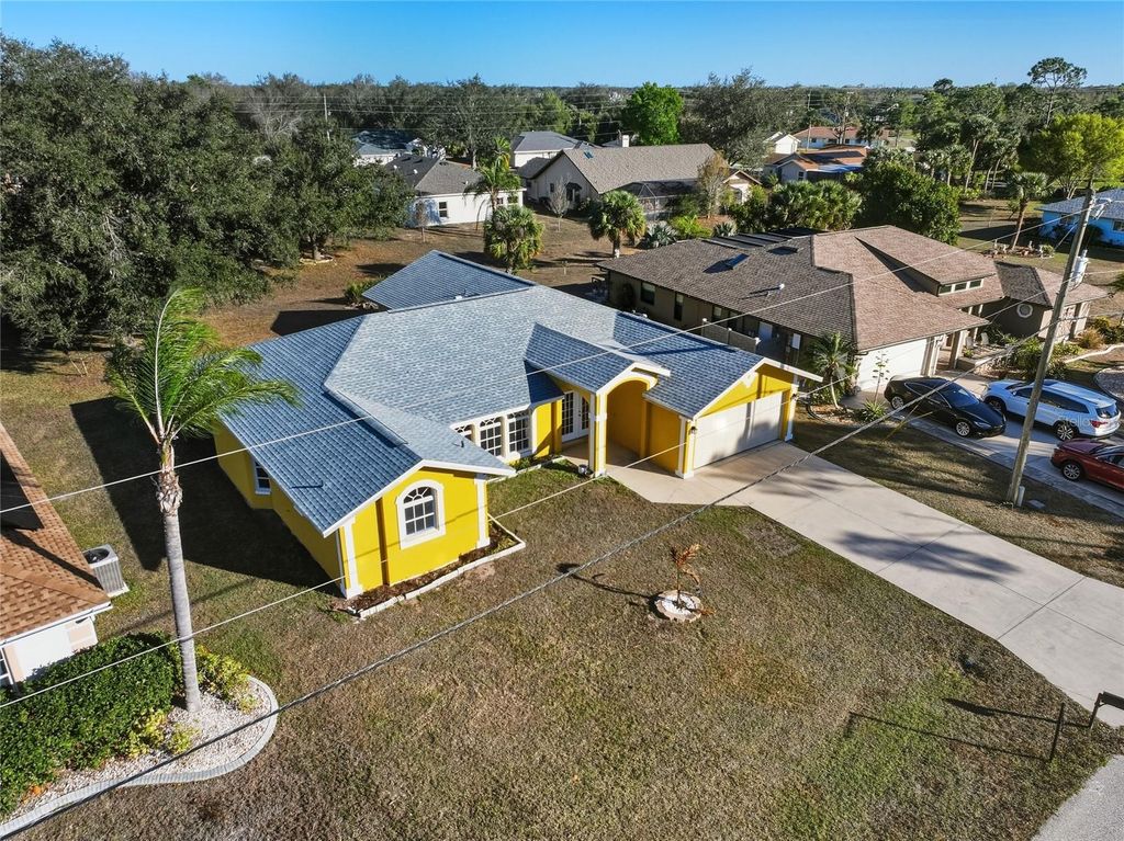 Image 2 of property listing at 122 VALDIVA STREET, Punta Gorda, FL 33983