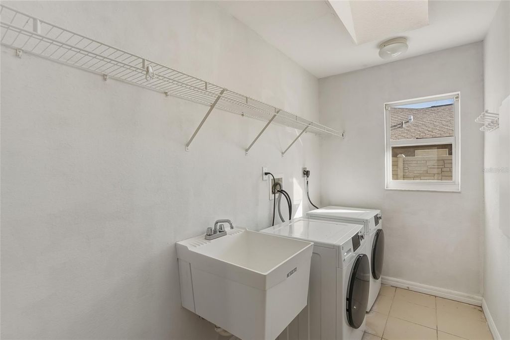 Image 17 of property listing at 122 VALDIVA STREET, Punta Gorda, FL 33983