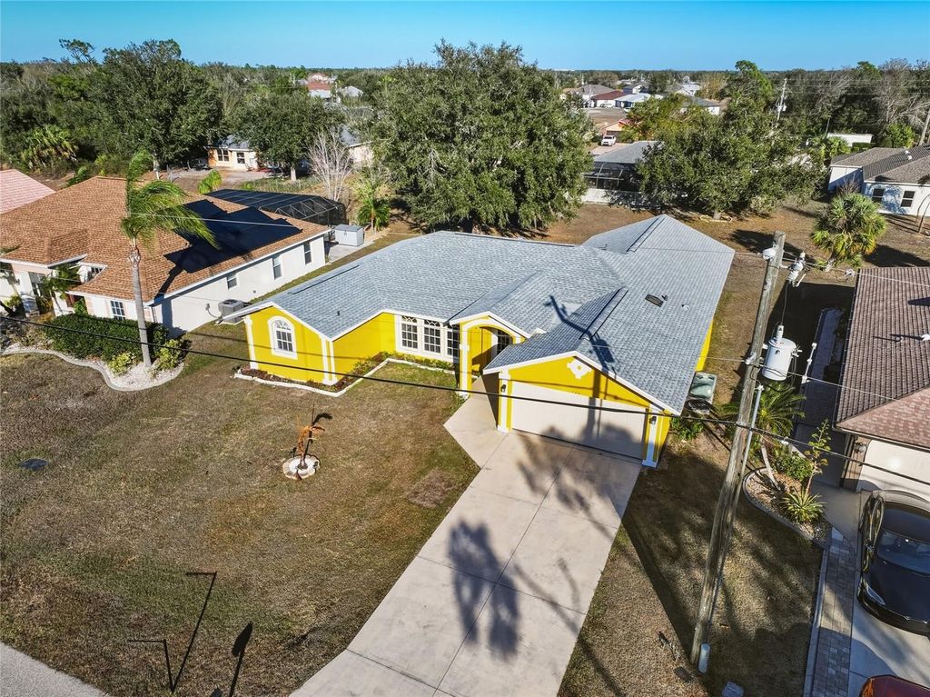 Image 27 of property listing at 122 VALDIVA STREET, Punta Gorda, FL 33983