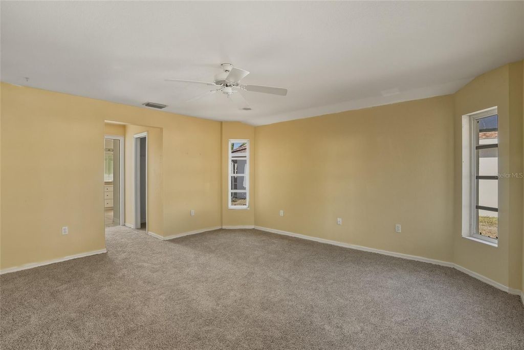 Image 8 of property listing at 122 VALDIVA STREET, Punta Gorda, FL 33983