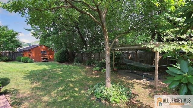 541 Cook Avenue, Middlesex, NJ 08846