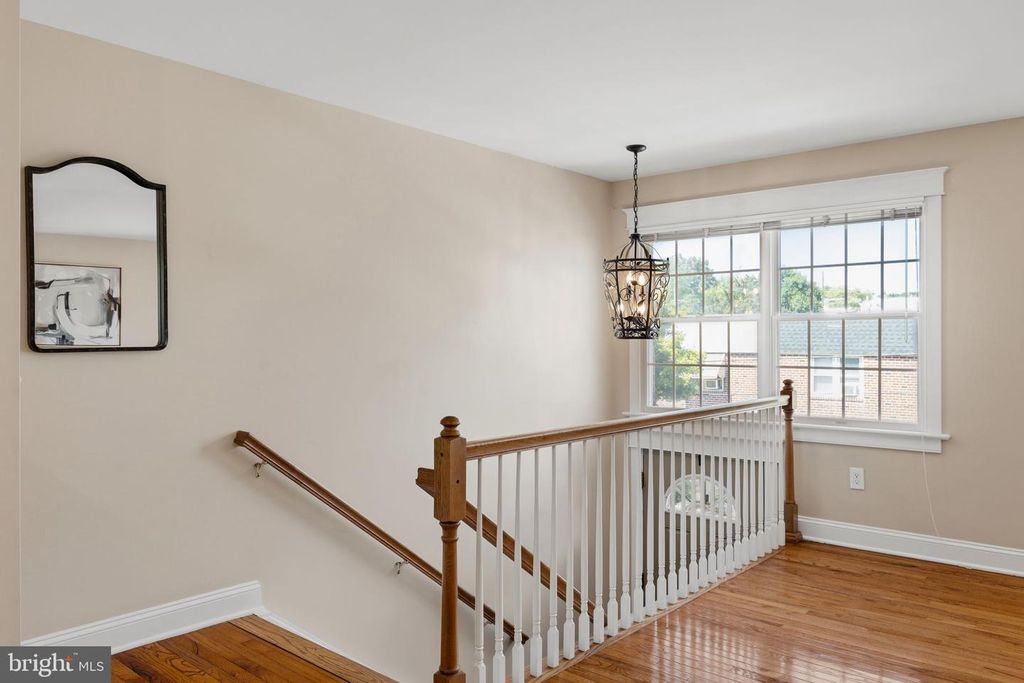 355 KRAMS AVE, PHILADELPHIA, PA 19128 — photo 5