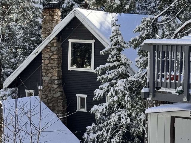975 Mercury Way, Crestline, CA 92325