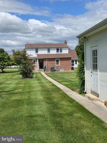 413 PENN ST, Hanover, PA 17331