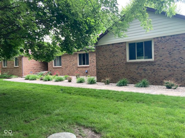 3073 N 800 W, Greenfield, IN 46140