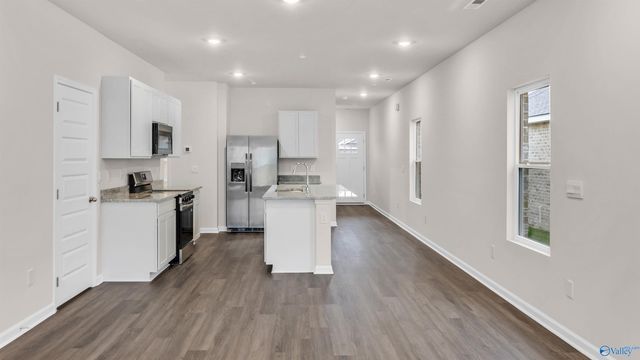 3428 Cool Springs Avenue SW, Madison, AL 35756