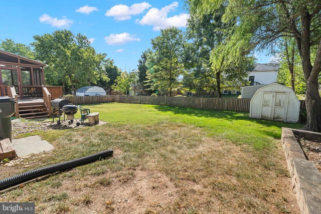 15205 BANNON HILL CT, Chantilly, VA 20151