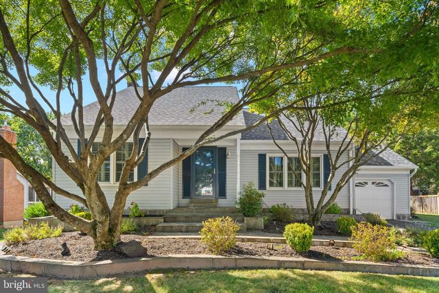 15205 BANNON HILL CT, Chantilly, VA 20151