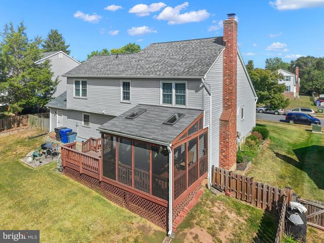 15205 BANNON HILL CT, Chantilly, VA 20151