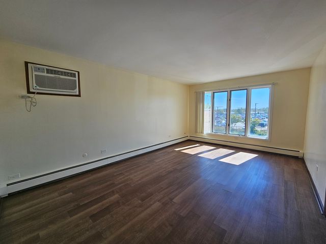 5968 S Archer Avenue 2, Chicago, IL 60638