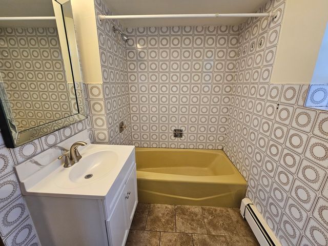 5968 S Archer Avenue 2, Chicago, IL 60638