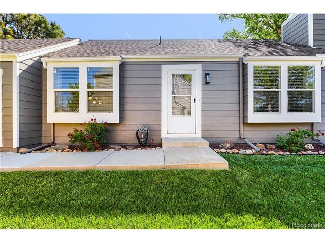 9876 W Friend Pl, Littleton, CO 80128