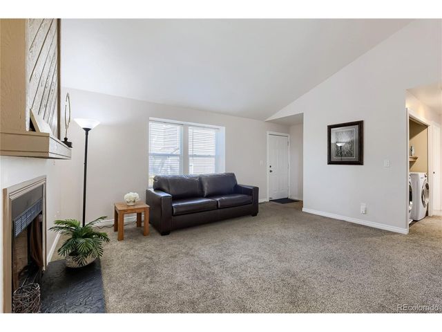 9876 W Friend Pl, Littleton, CO 80128