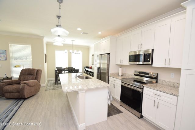 110 W Fee Avenue, Melbourne, FL 32901