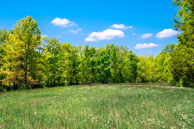 1665 Glensboro Road, Lawrenceburg, KY 40342