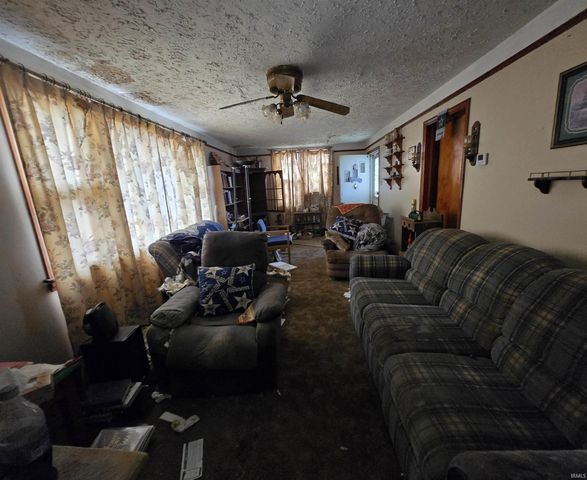 3000 S Rotherwood Avenue, Evansville, IN 47714