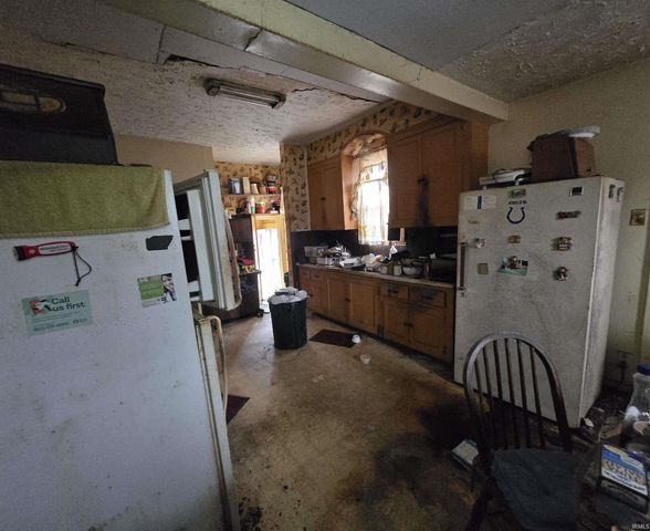 3000 S Rotherwood Avenue, Evansville, IN 47714