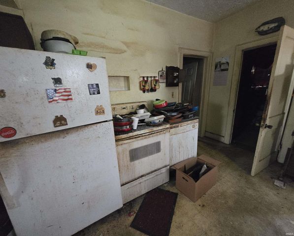 3000 S Rotherwood Avenue, Evansville, IN 47714