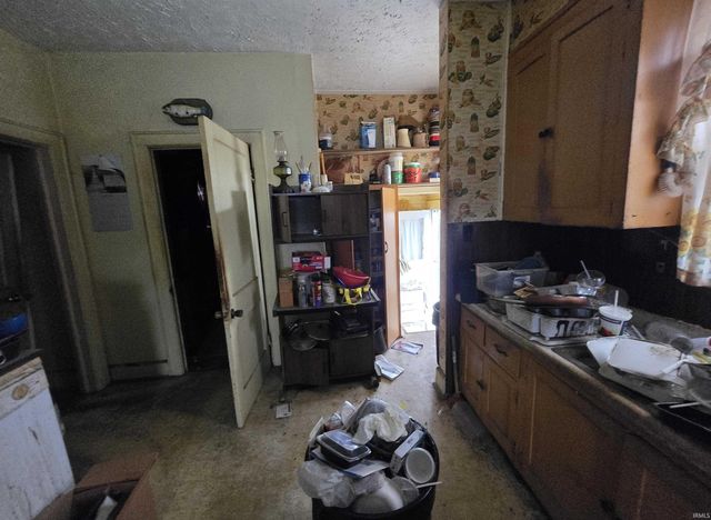 3000 S Rotherwood Avenue, Evansville, IN 47714