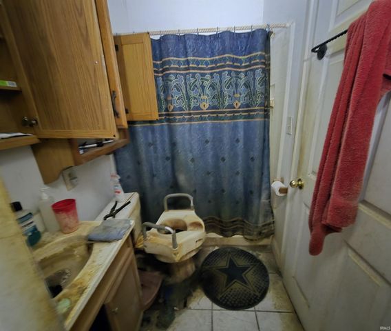 3000 S Rotherwood Avenue, Evansville, IN 47714