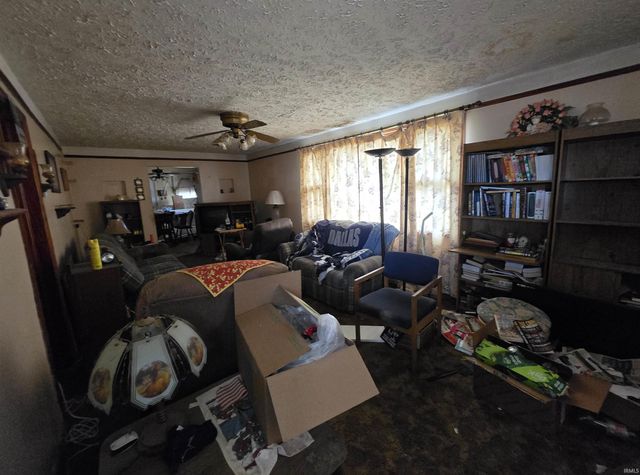 3000 S Rotherwood Avenue, Evansville, IN 47714