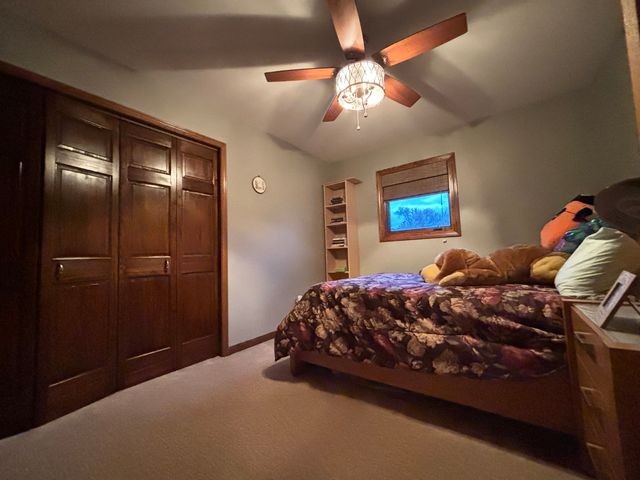 2 Rutgers Court, Hawthorn Woods, IL 60047