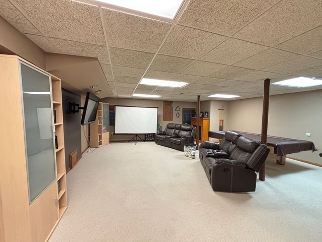 2 Rutgers Court, Hawthorn Woods, IL 60047