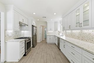 18600 Cantara Street, Los Angeles, CA 91335