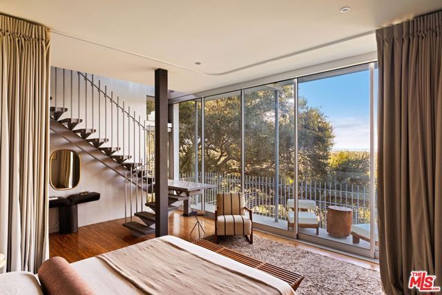 1290 Rancheros Road, Pasadena, CA 91103