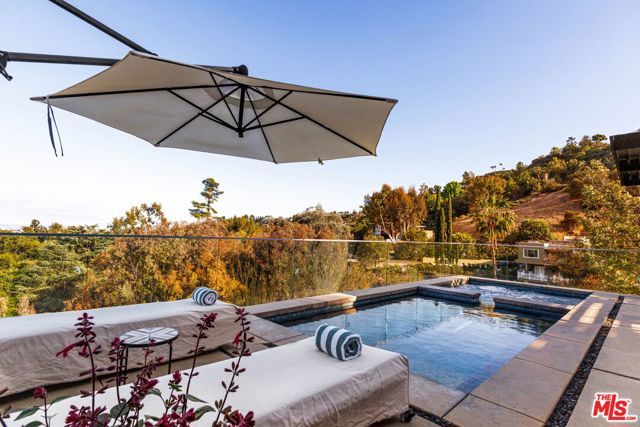 1290 Rancheros Road, Pasadena, CA 91103