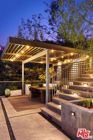 1290 Rancheros Road, Pasadena, CA 91103