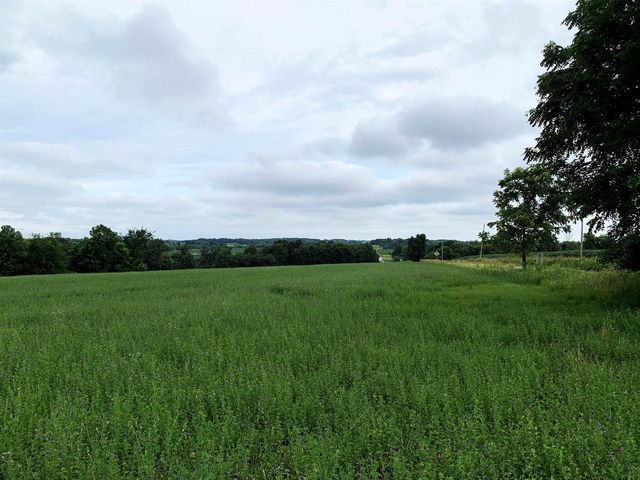 W11380 Ninabuck Road, Columbus, WI 53925