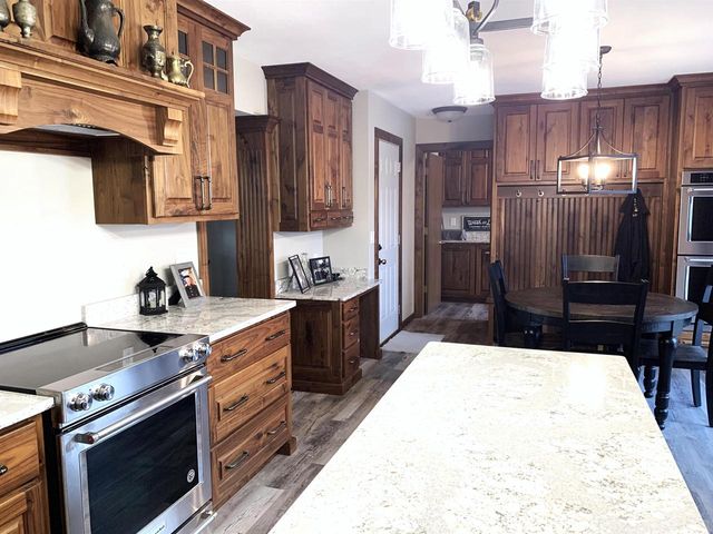 W11380 Ninabuck Road, Columbus, WI 53925