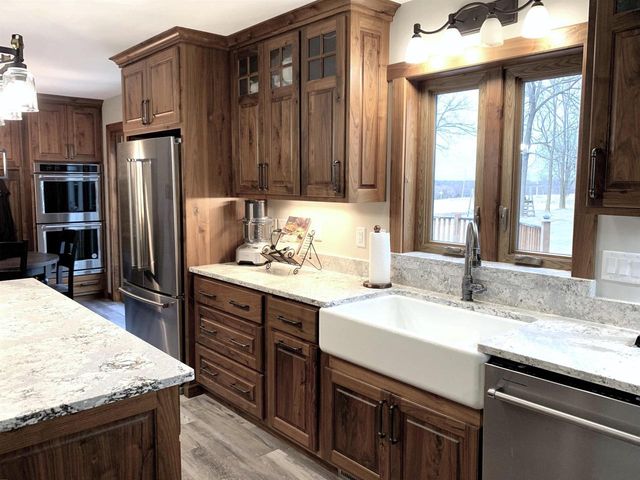 W11380 Ninabuck Road, Columbus, WI 53925