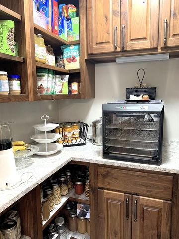 W11380 Ninabuck Road, Columbus, WI 53925