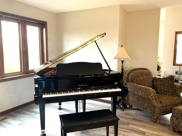 W11380 Ninabuck Road, Columbus, WI 53925