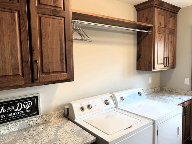 W11380 Ninabuck Road, Columbus, WI 53925