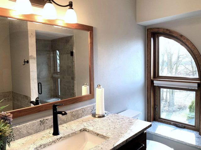 W11380 Ninabuck Road, Columbus, WI 53925