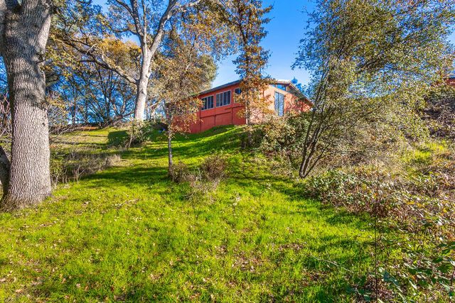 6433 Mother Lode Dr, Placerville, CA 95667