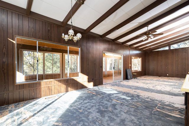 6433 Mother Lode Dr, Placerville, CA 95667