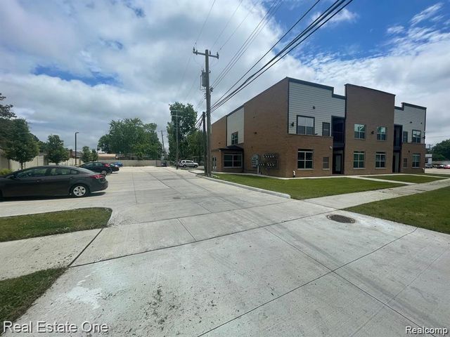24356 Ann Arbor Trail 3, Dearborn Heights, MI 48127