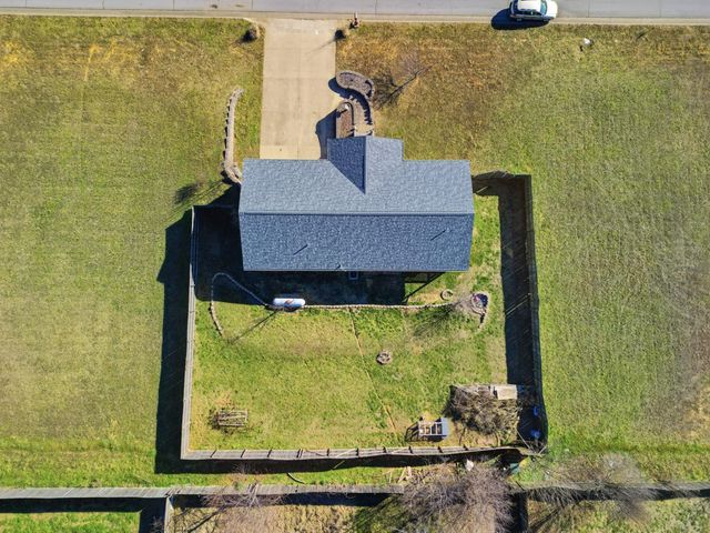 1605 Jon Street, West Plains, MO 65775