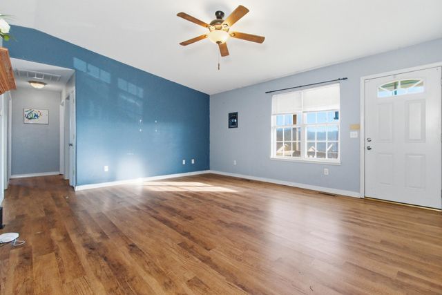 1605 Jon Street, West Plains, MO 65775