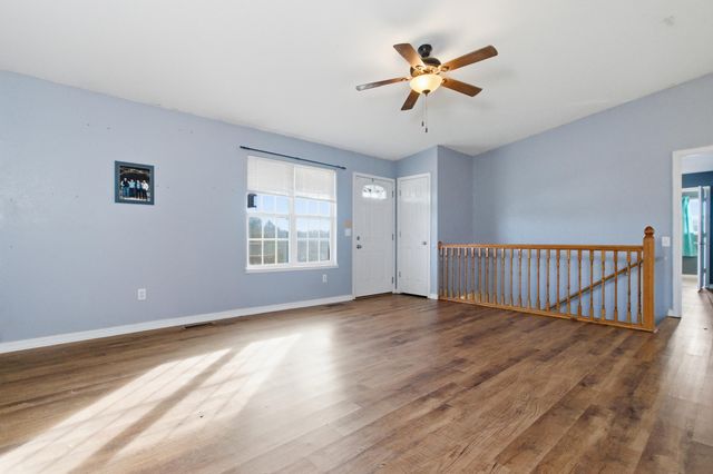 1605 Jon Street, West Plains, MO 65775