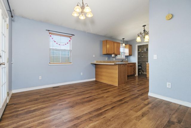 1605 Jon Street, West Plains, MO 65775