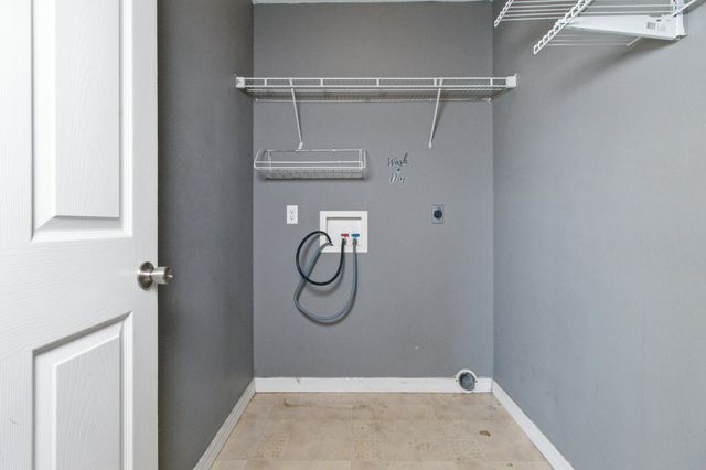 1605 Jon Street, West Plains, MO 65775