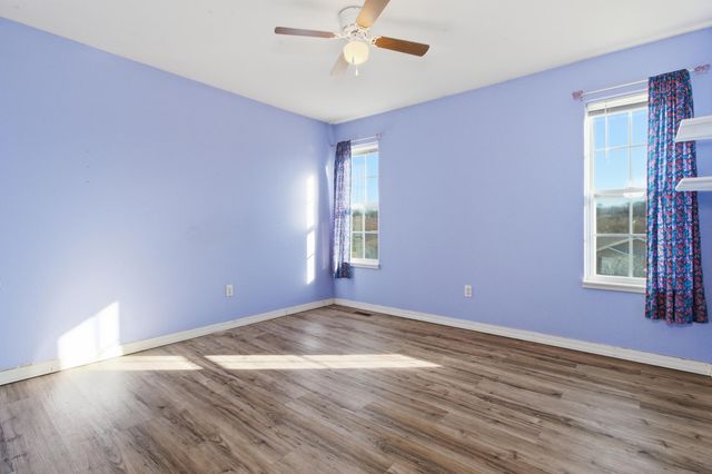 1605 Jon Street, West Plains, MO 65775