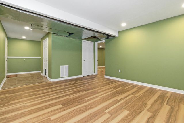 1605 Jon Street, West Plains, MO 65775